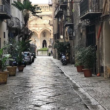 Casa Di Fronte La Cattedrale Apartment Palermo Exterior foto